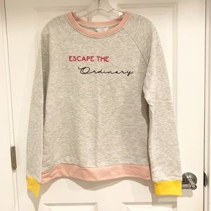 Women's Grey Sweatshirt "Escape the Ordinary" Sz M